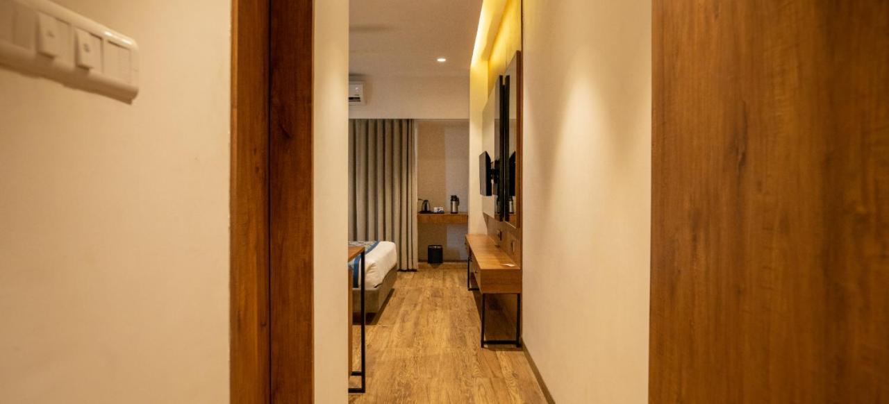 Pinnacle Grand Hotel Ahmedabad Luaran gambar